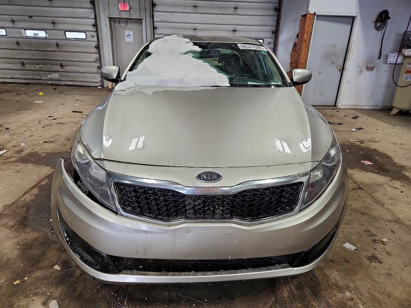 Photo 5 from auction – 2011 KIA OPTIMA with VIN KNAGM4A77B5184037