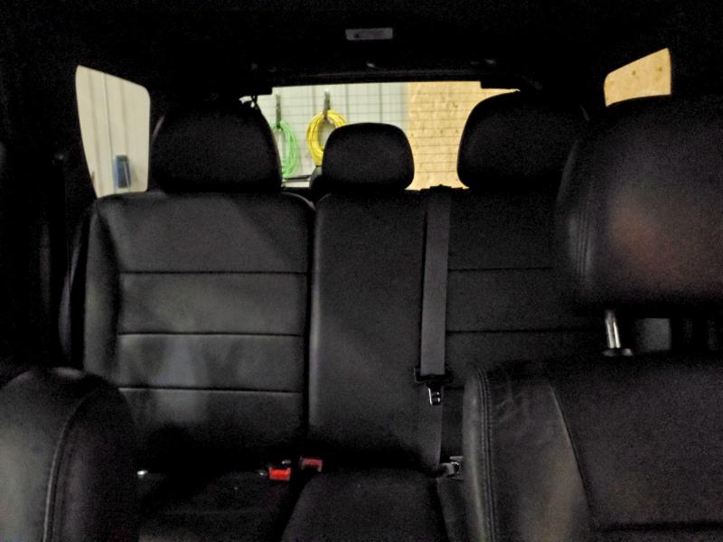 Photo 10 from auction – 2010 FORD ESCAPE with VIN 1FMCU9EG5AKC72203