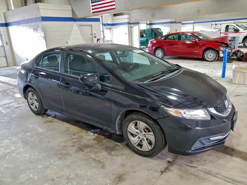 Photo 4 from auction – 2015 HONDA CIVIC LX with VIN 19XFB2E53FE062965
