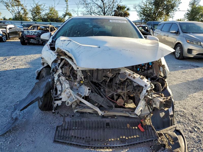 Photo 5 from auction – 2018 TOYOTA COROLLA L with VIN 2T1BURHEXJC043656