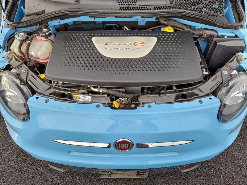 Photo 11 from auction – 2015 FIAT 500 ELECTR with VIN 3C3CFFGE8FT502951