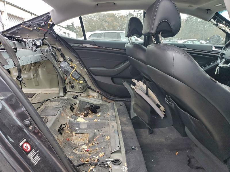 Photo 10 from auction – 2015 KIA CADENZA PR with VIN KNALN4D70F5185298