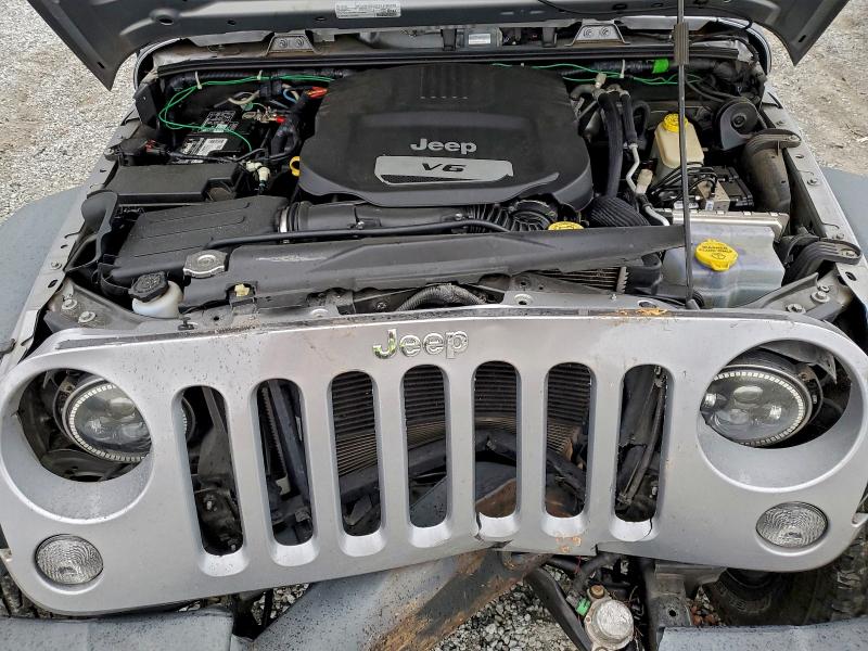 Photo 12 from auction – 2016 JEEP WRANGLER U with VIN 1C4BJWDG4GL329289