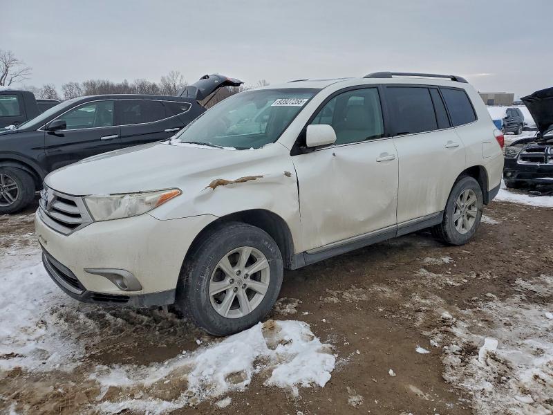 TOYOTA HIGHLANDER 2013 with VIN 5TDBK3EH7DS216207 - Photo from auction