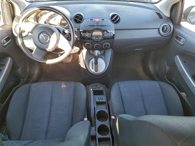 Photo 8 from auction – 2014 MAZDA MAZDA2 SPO with VIN JM1DE1KY0E0180311