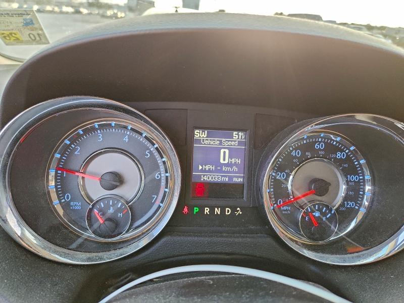 Photo 9 from auction – 2015 CHRYSLER TOWN & COU with VIN 2C4RC1BG7FR695316