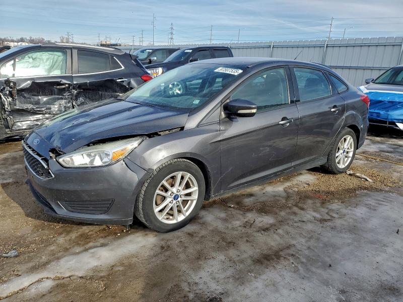 FORD FOCUS SE 2015 with VIN 1FADP3F21FL256023 - Photo from auction