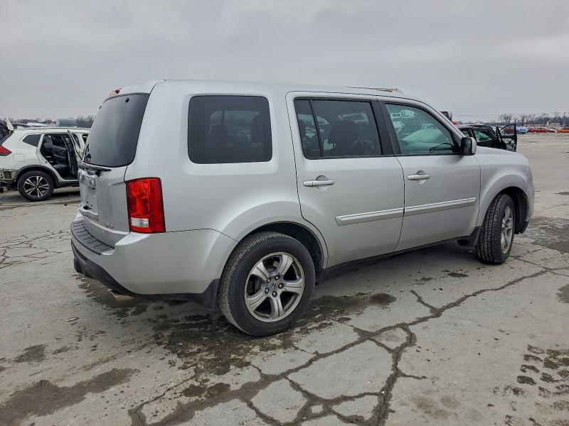 Photo 3 from auction – 2014 HONDA PILOT EXL with VIN 5FNYF4H53EB024083