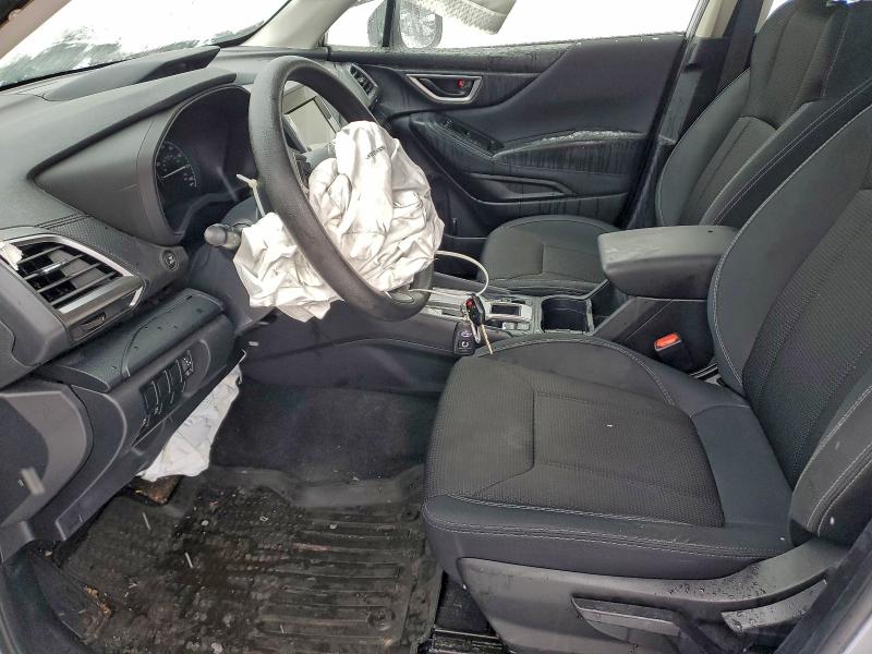 Photo 7 from auction – 2019 SUBARU FORESTER with VIN JF2SKACC2KH523928