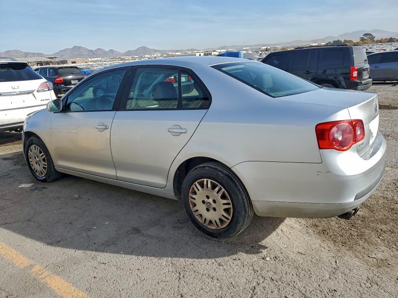 Photo 2 from auction – 2005 VOLKSWAGEN NEW JETTA with VIN 3VWPG71K95M615067