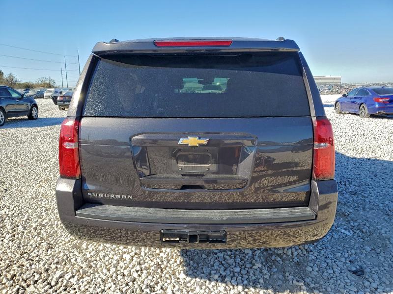 Photo 6 from auction – 2017 CHEVROLET SUBURBAN C with VIN 1GNSCHKC0HR173005