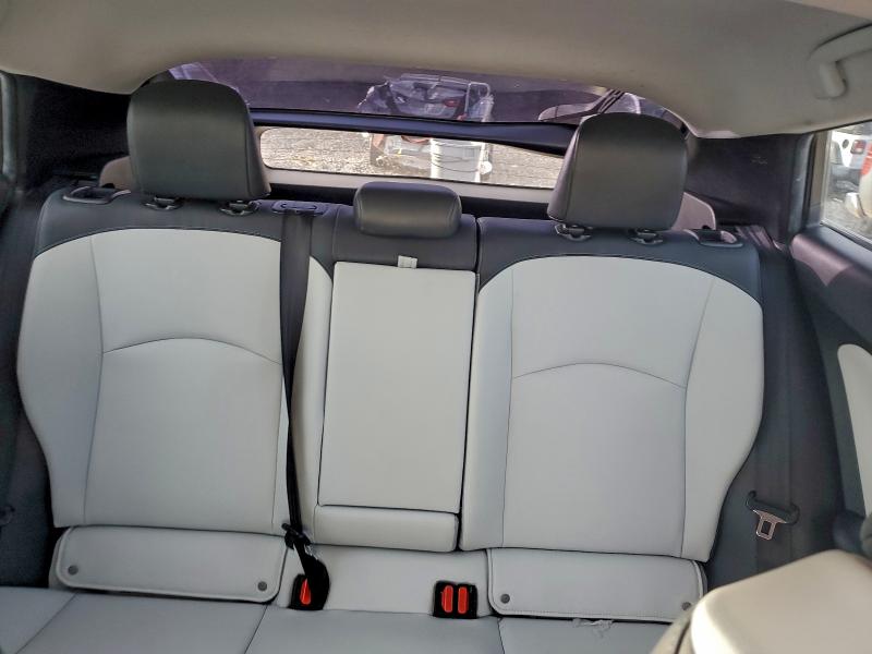 Photo 10 from auction – 2018 TOYOTA PRIUS with VIN JTDKARFU1J3065668