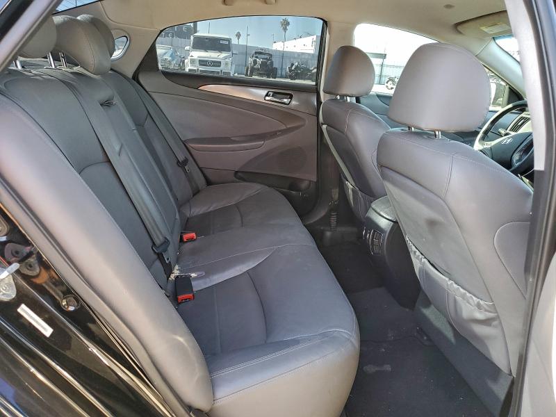 Photo 10 from auction – 2012 HYUNDAI SONATA HYB with VIN KMHEC4A42CA037664