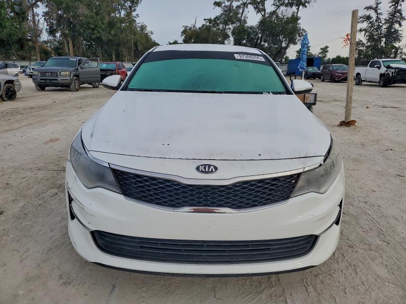 Photo 5 from auction – 2018 KIA OPTIMA LX with VIN 5XXGT4L32JG266493