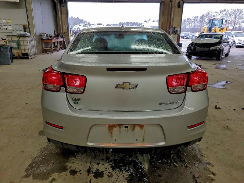 Photo 6 from auction – 2016 CHEVROLET MALIBU LIM with VIN 1G11C5SA0GU126529