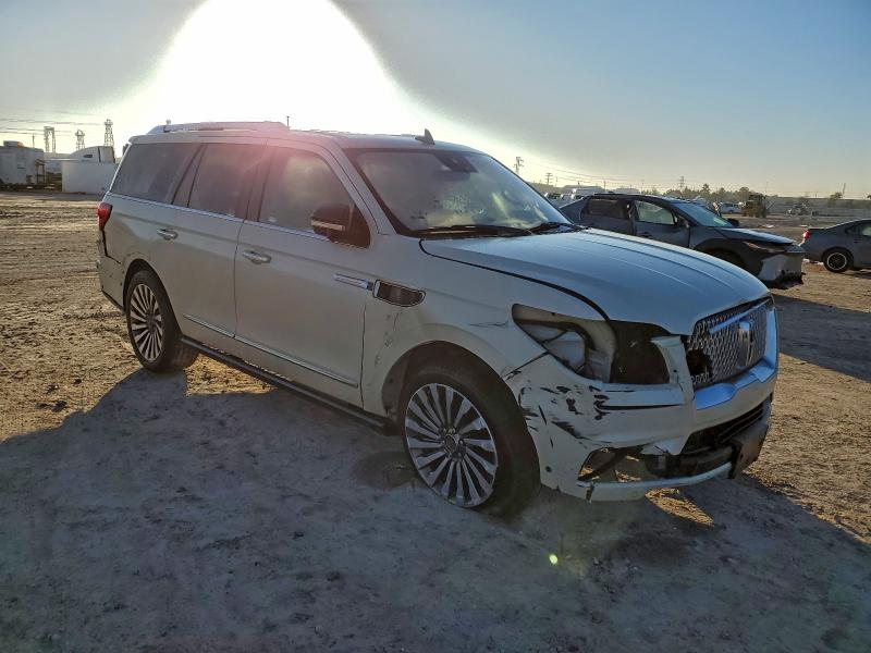 Photo 4 from auction – 2018 LINCOLN NAVIGATOR with VIN 5LMJJ2LT4JEL08644