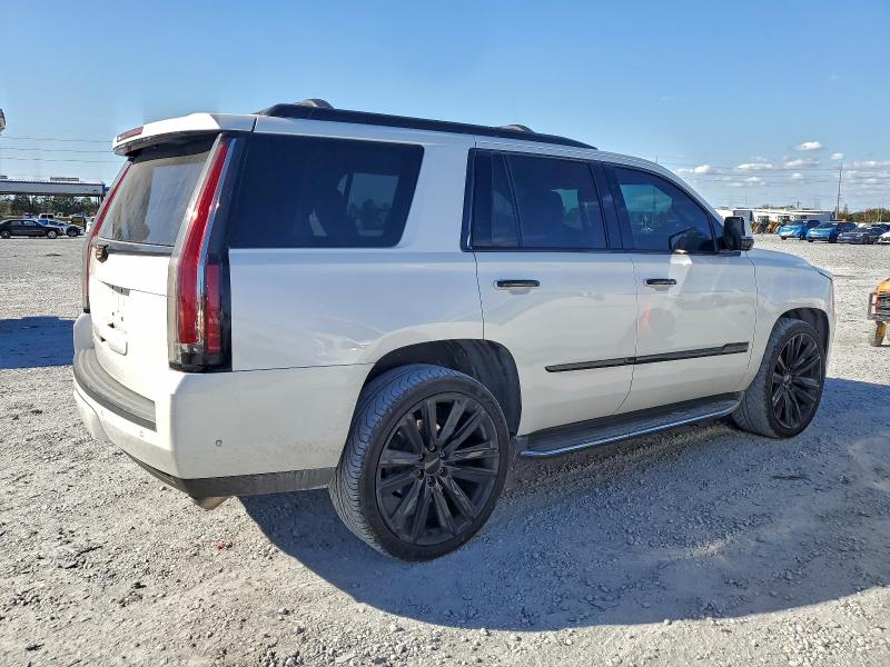 Photo 3 from auction – 2017 CADILLAC ESCALADE with VIN 1GYS3AKJ7HR210768