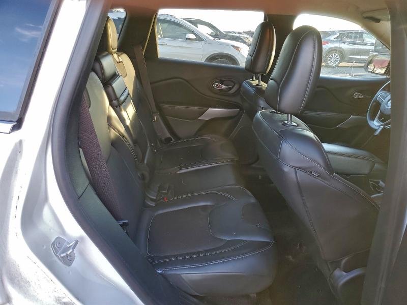 Photo 10 from auction – 2018 JEEP CHEROKEE L with VIN 1C4PJLLBXJD590678