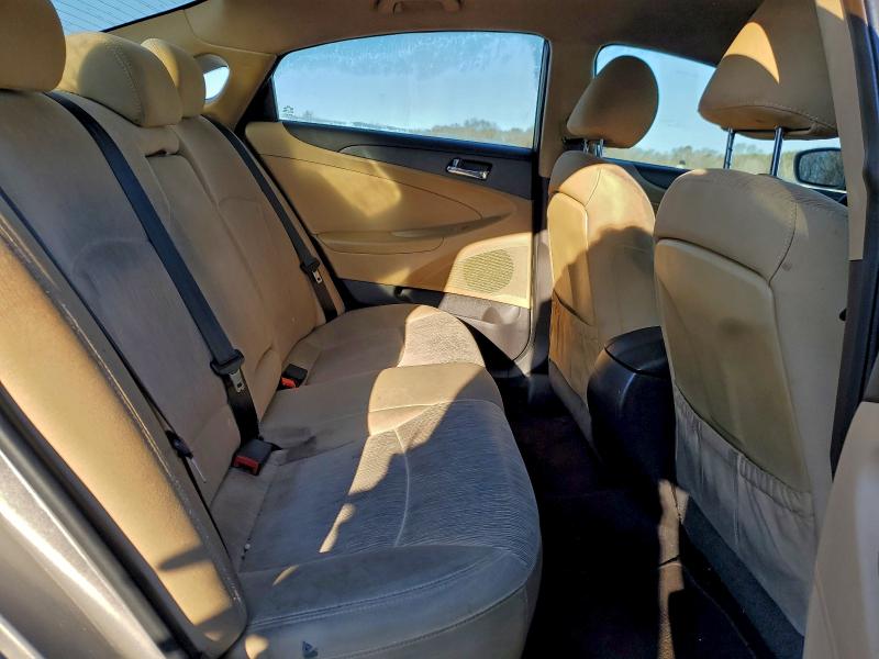 Photo 10 from auction – 2011 HYUNDAI SONATA GLS with VIN 5NPEB4AC2BH036388