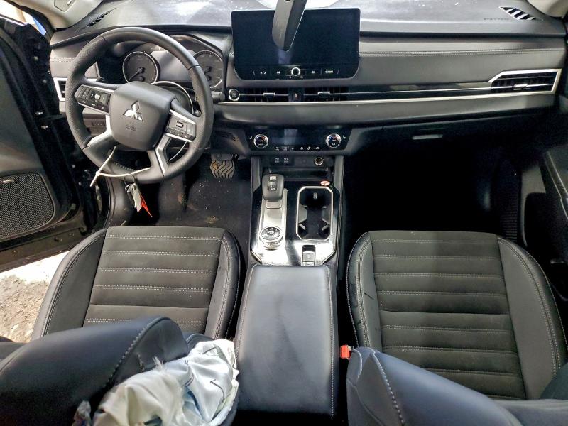 Photo 8 from auction – 2025 MITSUBISHI OUTLANDER with VIN JA4J3VA89SZ033567