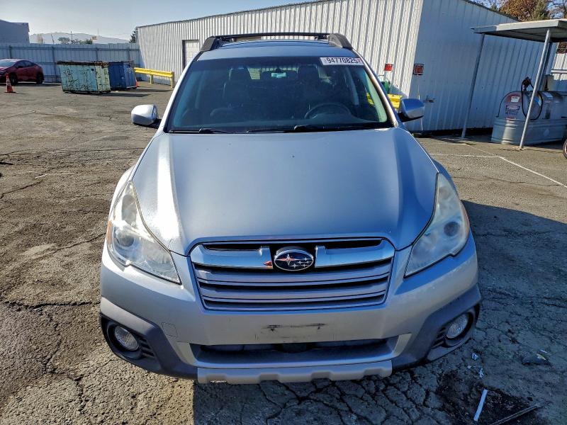 Photo 5 from auction – 2013 SUBARU OUTBACK 3. with VIN 4S4BRDLC9D2324078