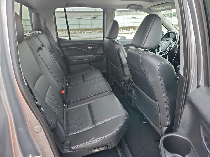 Photo 10 from auction – 2019 HONDA RIDGELINE with VIN 5FPYK3F57KB048012