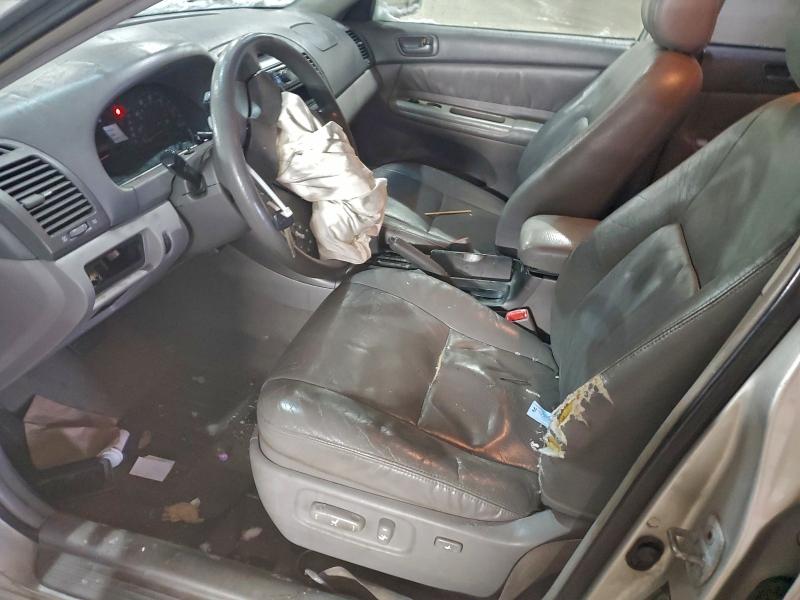 Photo 7 from auction – 2004 TOYOTA CAMRY LE with VIN 4T1BE32K44U874162