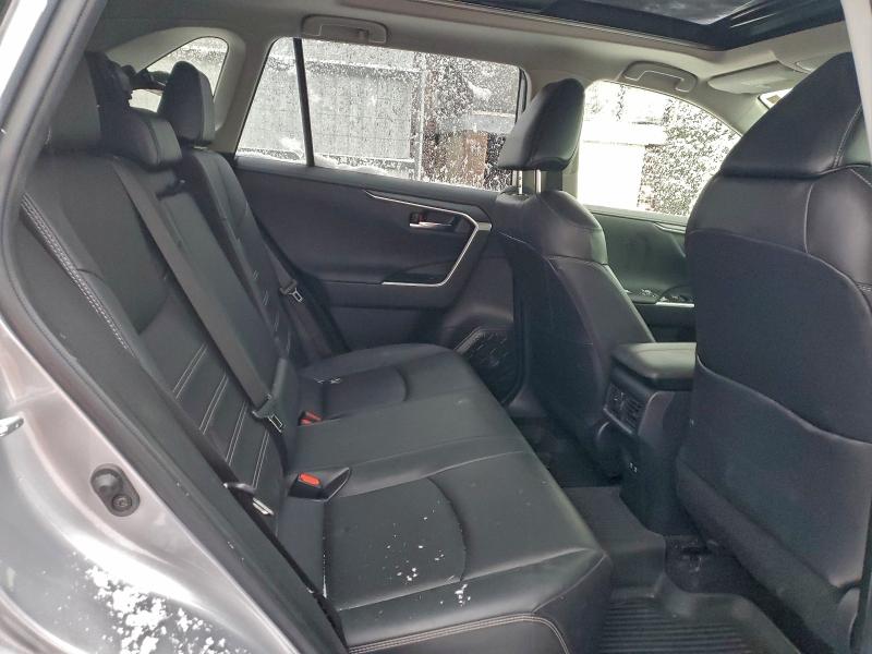 Photo 11 from auction – 2021 TOYOTA RAV4 LIMIT with VIN JTMN1RFV8MD532315