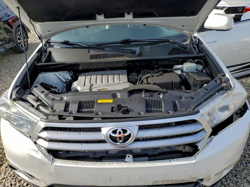 Photo 12 from auction – 2013 TOYOTA HIGHLANDER with VIN 5TDDK3EH1DS232153