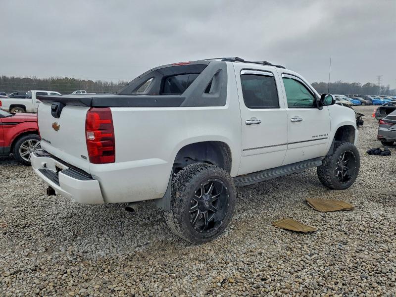 Photo 3 from auction – 2009 CHEVROLET AVALANCHE with VIN 3GNFK12039G241977
