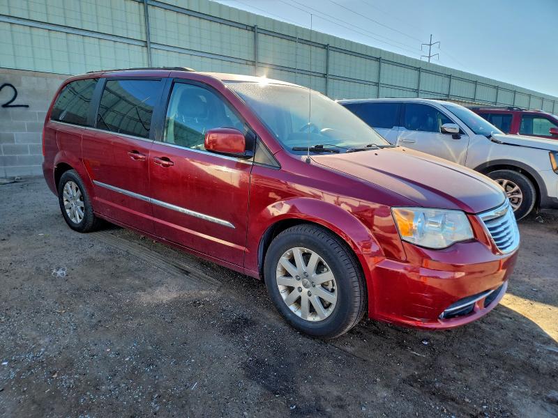 Photo 4 from auction – 2016 CHRYSLER TOWN & COU with VIN 2C4RC1BG6GR141704