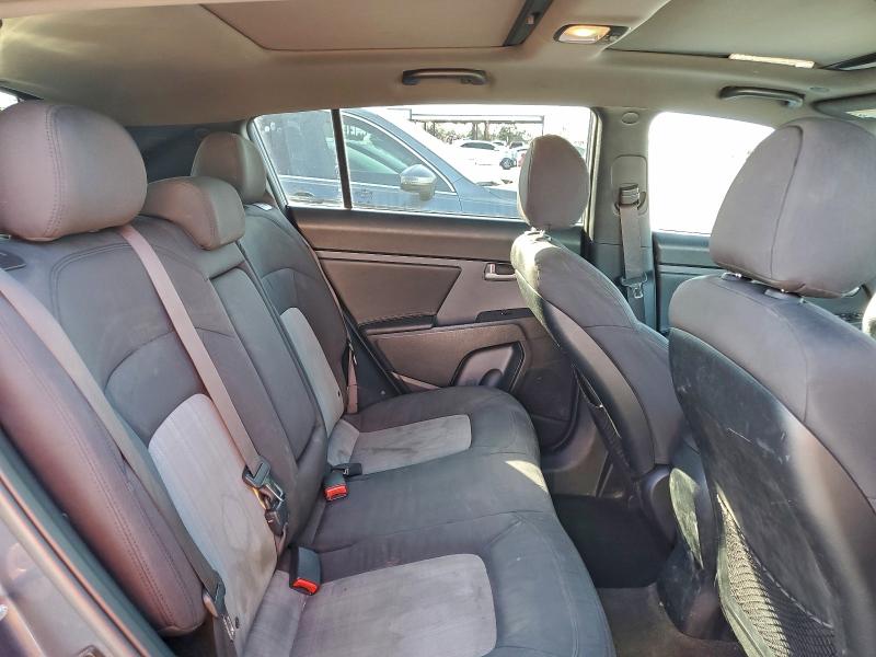 Photo 11 from auction – 2011 KIA SPORTAGE E with VIN KNDPCCA24B7100037