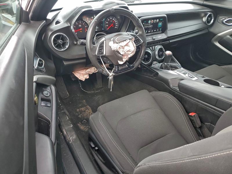 Photo 8 from auction – 2017 CHEVROLET CAMARO SS with VIN 1G1FE1R77H0109559