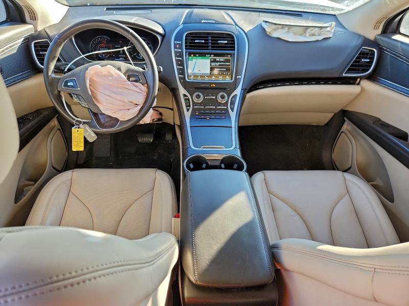 Photo 8 from auction – 2017 LINCOLN MKX RESERV with VIN 2LMPJ8LR9HBL28595