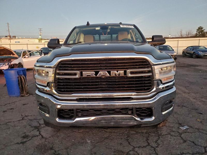 Photo 5 from auction – 2021 RAM 2500 with VIN 3C6UR5DJ9MG650543