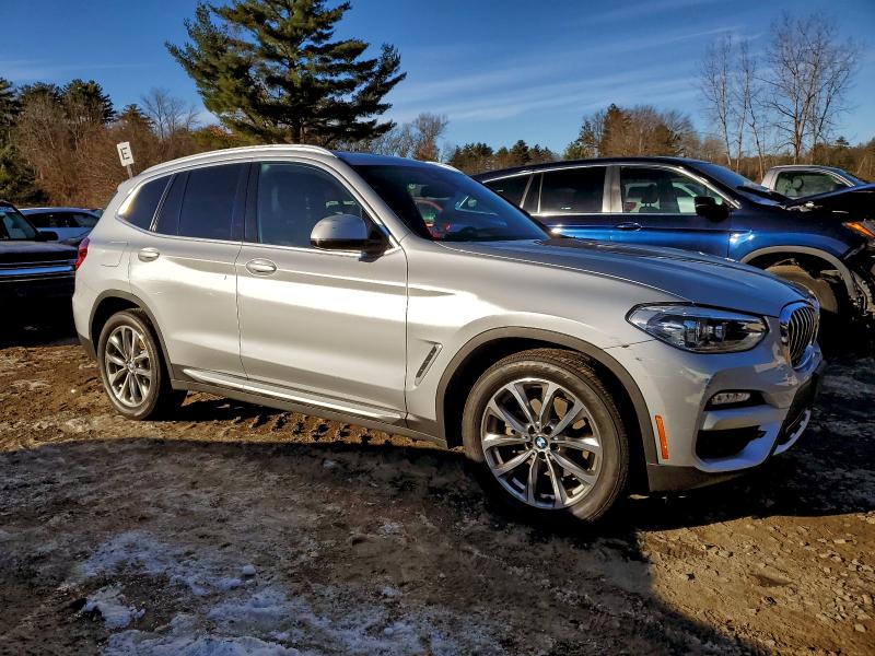 Photo 4 from auction – 2019 BMW X3 XDRIVE3 with VIN 5UXTR9C57KLR08167