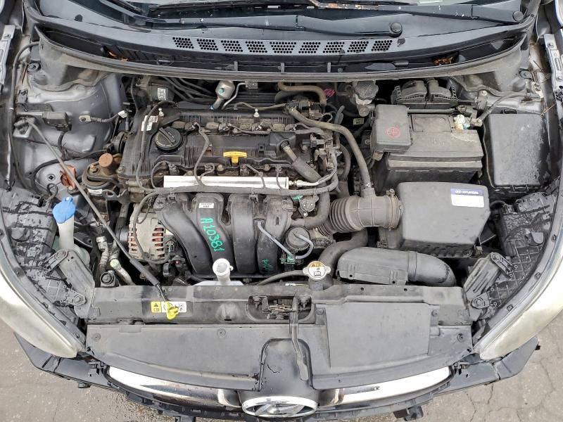 Photo 11 from auction – 2012 HYUNDAI ELANTRA GL with VIN KMHDH4AE1CU248987
