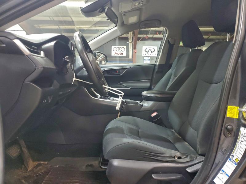 Photo 7 from auction – 2019 TOYOTA RAV4 LE with VIN 2T3F1RFVXKW064513