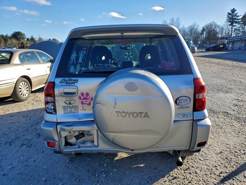 Photo 6 from auction – 2005 TOYOTA RAV4 with VIN JTEHD20V950062630
