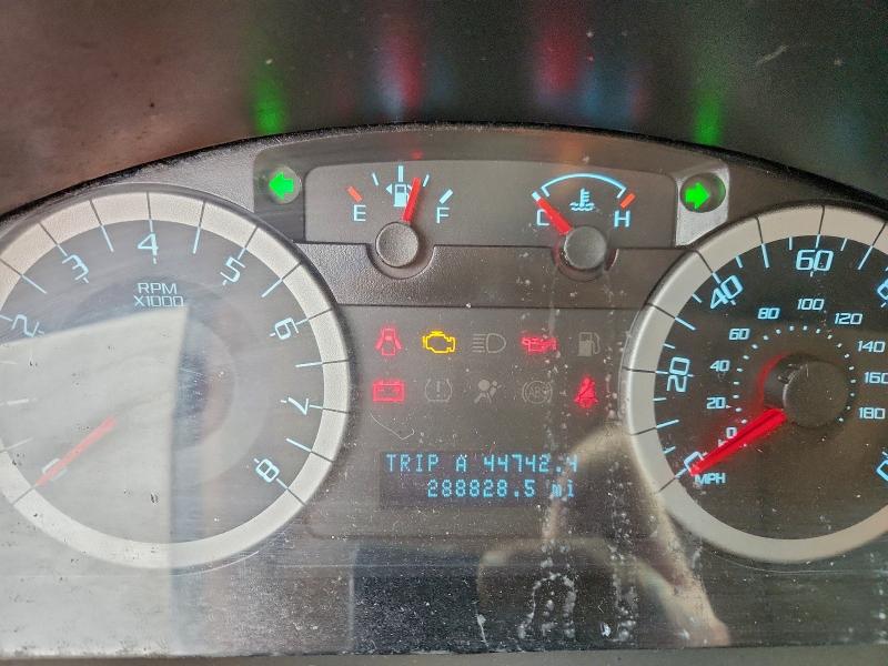 Photo 9 from auction – 2011 FORD ESCAPE with VIN 1FMCU0D71BKB69990