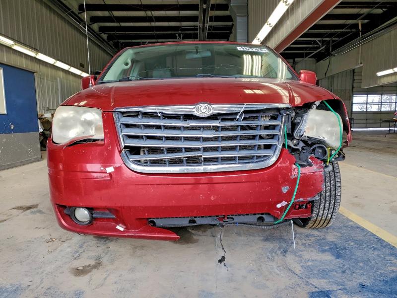 Photo 5 from auction – 2010 CHRYSLER TOWN & COU with VIN 2A4RR5D13AR250511