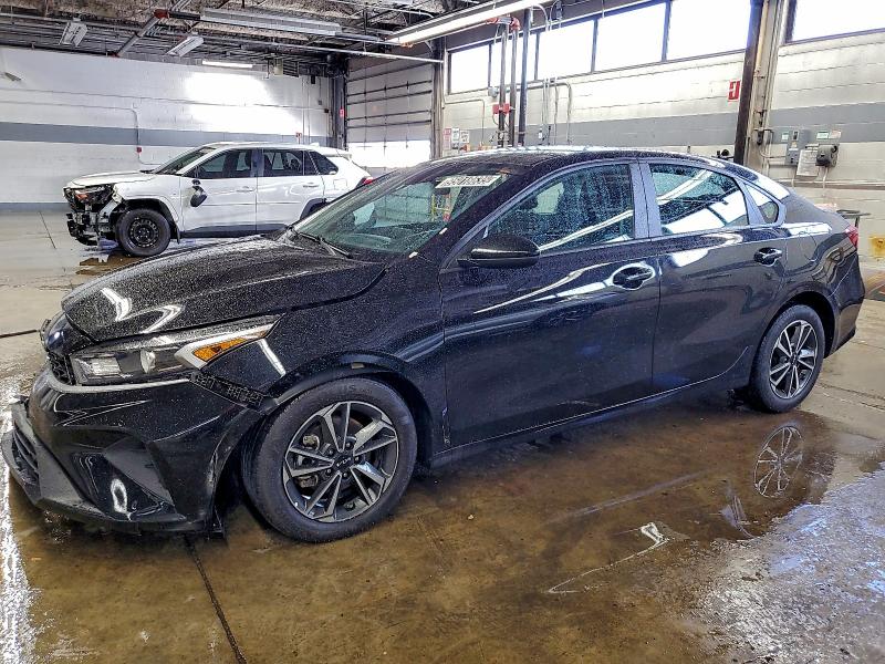 KIA FORTE LX 2023 with VIN 3KPF24AD0PE643141 - Photo from auction