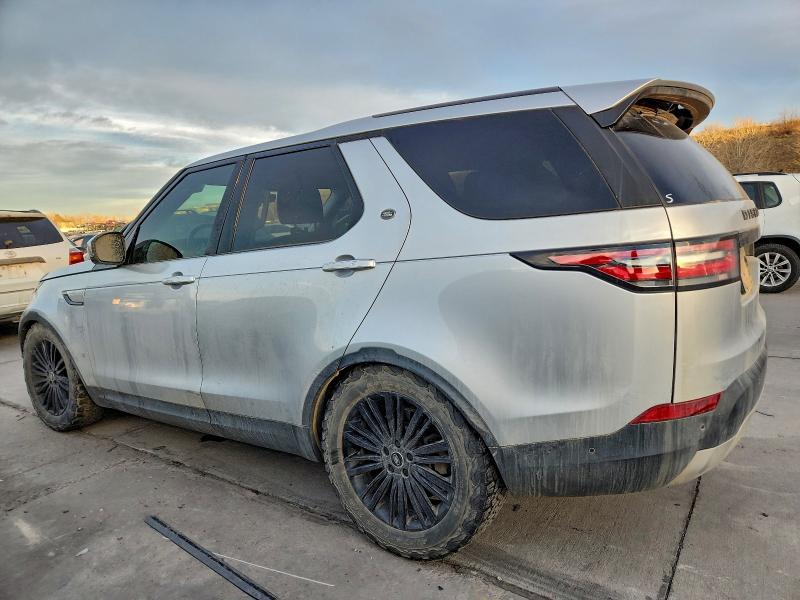 Photo 2 from auction – 2017 LAND ROVER DISCOVERY with VIN SALRHBBK5HA031348