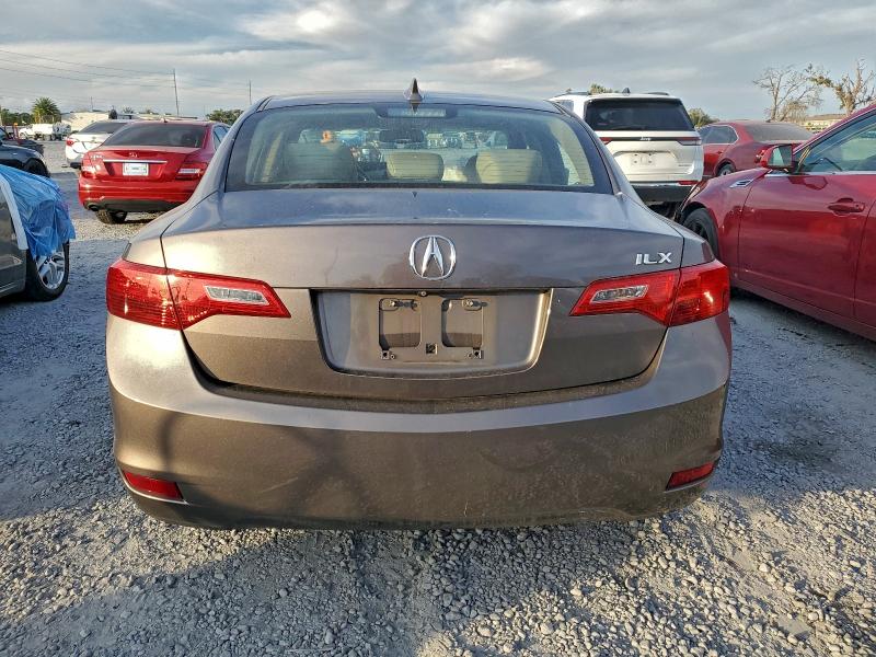 Photo 6 from auction – 2015 ACURA ILX 20 TEC with VIN 19VDE1F70FE002787