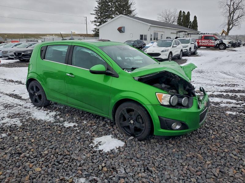 Foto 4 de la subasta – 2015 CHEVROLET SONIC con VIN 1G1JE6SB2F4162407