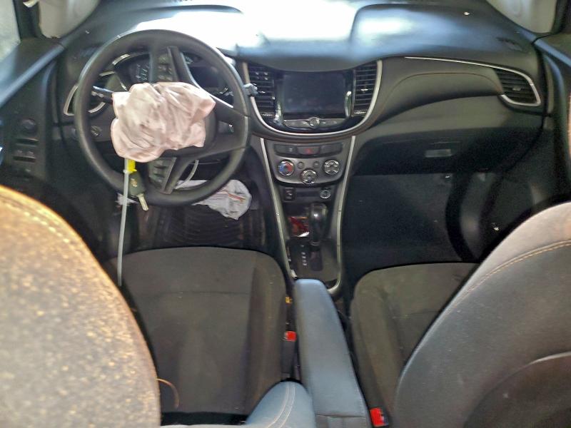 Photo 8 from auction – 2020 CHEVROLET TRAX LS with VIN KL7CJKSBXLB084080