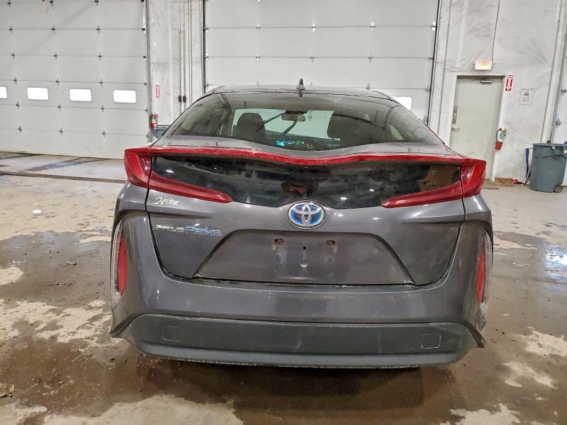 Photo 6 from auction – 2017 TOYOTA PRIUS PRIME with VIN JTDKARFP9H3002421