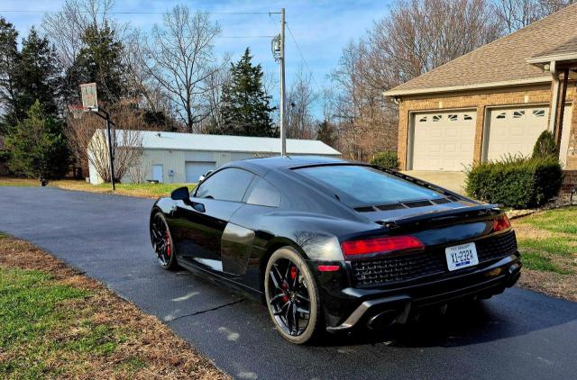 Photo 3 from auction – 2021 AUDI R8 with VIN WUAKBAFX4M7901384