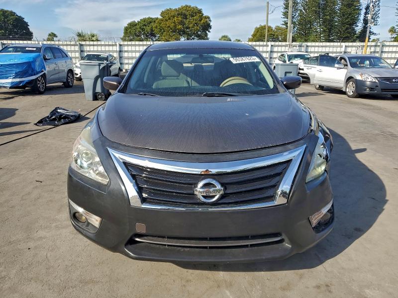 Photo 5 from auction – 2015 NISSAN ALTIMA 2.5 with VIN 1N4AL3AP0FC110214