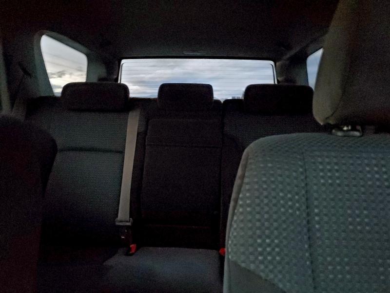 Photo 10 from auction – 2005 TOYOTA 4RUNNER SR with VIN JTEBU14R058036237